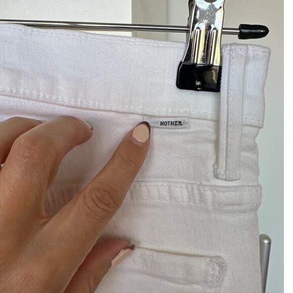 MOTHER Denim The Insider Crop Step Fray Fairest Of Them All, Size 24, Like New - Picture 9 of 10